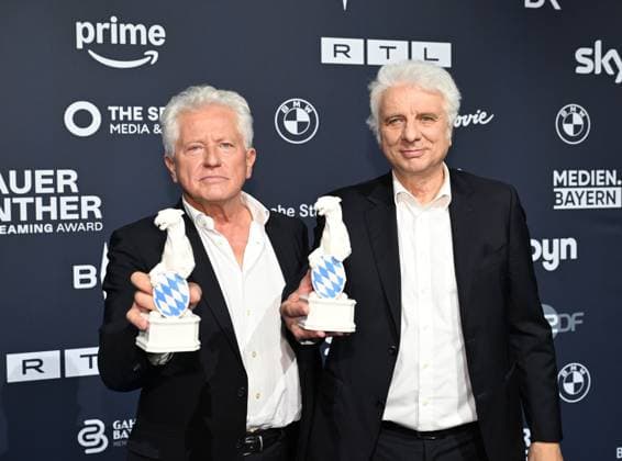Miroslav Miro Nemec und Udo Wachtveitl (Preisträger) Verleihung Blauer Panther - TV & Streaming Award 2025 Preisverleihung und Gala in der BMW Welt München 22. Oktober 2025