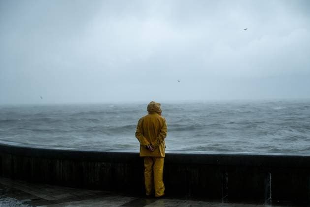 News Themen der Woche KW 43 TEMPETE BENJAMIN PHOTOPQR OUEST FRANCE Martin ROCHE Granville 23 10 2025 Ce jeudi 23 octobre 2025 , la tempête benjamin à Granville Manche Normandie Photographe Martin ROCHE Ouest France Benjmin storm hits France on oct 23rd 2025 Granville FRANCE France  Copyright: xPHOTOPQR OUESTxFRANCE MAXPPPxMartinxROCHEx 20251023OFR5399 20251023OFR5399