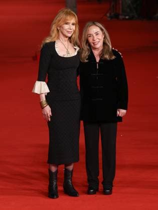 Rome Cinema Fest 2025 evening 9 - Red carpet for the film Desperately Seeking Susan Pictured: Rosanna Arquette and Susan Seidelman  Copyright: xMarcoxProvvisionatox xipa-agency.netx xDxAvanzo Landi Provvisionatox IPA_Agency_IPA66984957