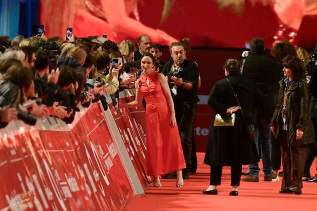 October 23, 2025, Rome, Italy: Mary Bronstein attends If i had legs i d kick you boy red carpet during the Rome Film Fest 2025 at Auditorium Parco della Muisca. Rome Italy - ZUMAs197 20251023_aaa_s197_207 Copyright: xMarioxCartellix