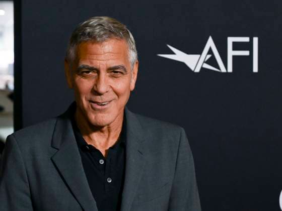 October 23, 2025, Hollywood, California, USA: American actor, filmmaker, activist, and humanitarian GEORGE CLOONEY attends AFI FEST Presented By Red Carpet Premiere of Jay Kelly Hollywood USA - ZUMAb173 20251023_aap_b173_016 Copyright: xBillyxBennightx