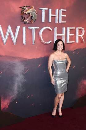 Lauren Schmidt Hissrich bei der Weltpremiere der 4. Staffel der Netflix-Serie The Witcher im Curzon Mayfair. London, 23.10.2025