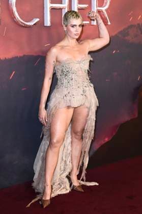 Joelle Rae bei der Weltpremiere der 4. Staffel der Netflix-Serie The Witcher im Curzon Mayfair. London, 23.10.2025
