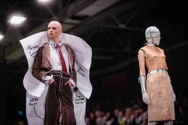 MELBOURNE FASHION WEEK 2025, Model Wearing design by Aidan Lim during Melbourne Fashion Week at Younghusband, Melbourne, Friday, October 24, 2025. ( NO ARCHIVING MELBOURNE VICTORIA AUSTRALIA  Copyright: xNADIRxKINANIx 20251024160338745389