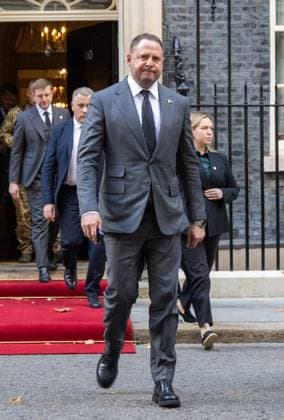 October 24, 2025, London, England, United Kingdom: Head of theÃ‚ Office of the President of UkraineÃ‚ ANDRII YERMAK leaves10 Downing Street to join a meeting of the Coalition of the Willin allies meeting at Foreign Office. London United Kingdom - ZUMAs262 20251024_zip_s262_015 Copyright: xTayfunxSalcix