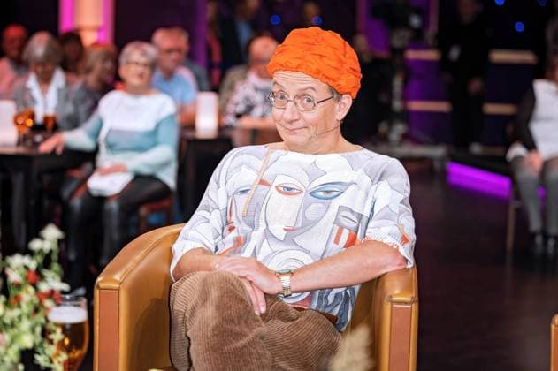 Entertainment Themen der Woche KW43 Entertainment Bilder des Tages MDR - Riverboat. Komiker Wigald Boning anläßlich der Aufzeichnung der MDR - Talkshow Riverboat am 24.10.2025 in der Mediacity Leipzig. 20251024SFL0052 *** MDR Riverboat comedian Wigald Boning on the occasion of the recording of the MDR talk show Riverboat on 24 10 2025 at Mediacity Leipzig 20251024SFL0052