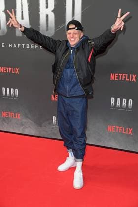 Leonard Kunz bei der Premiere des Netflix-Doku-Highlights BABO DIE HAFTBEFEHL-STORY in der Astor Film Lounge in Berlin am 24.10.2025