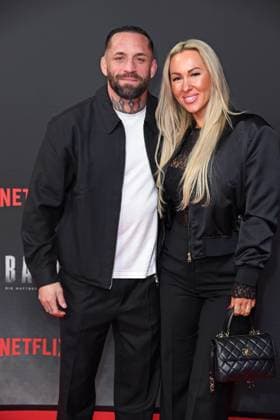 Christian Eckerlin mit Ehefrau Dominique Eckerlin bei der Premiere des Netflix-Doku-Highlights BABO DIE HAFTBEFEHL-STORY in der Astor Film Lounge in Berlin am 24.10.2025