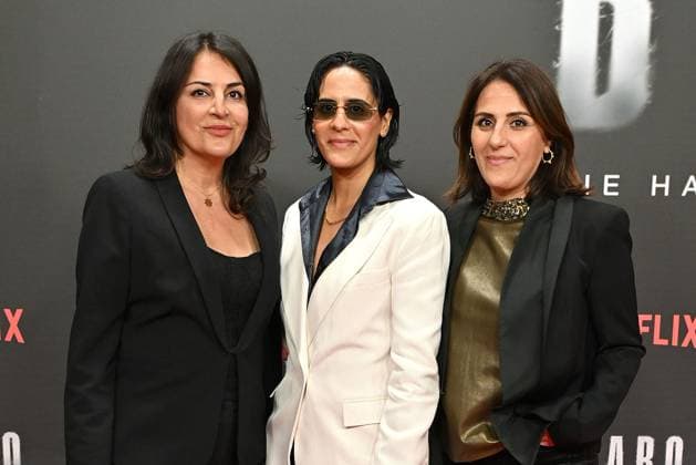 Duezen Tekkal, Tuelin Tekkal und Tuna Tekkal bei der Babo - Die Haftbefehl-Story (Netflix) Doku Premiere am 24.10.2025 in der Astor Film Lounge in Berlin Babo (Netflix) Premiere in Berlin