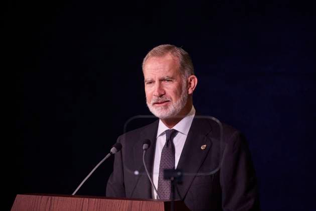 October 24, 2025, Oviedo, Oviedo, Spain: KING FELIPE VI of Spain, QUEEN LETIZIA of Spain, FORMER QUEEN SOFIA, CROWN PRINCESS LEONOR of Spain and PRINCESS SOFIA of Spain attend the Princesa de Asturias Awards 2025 ceremony Oviedo Spain - ZUMAc260 20251024_zep_c260_090 Copyright: xMikexChicorrox