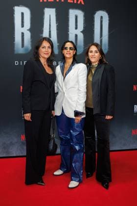 Premiere - BABO - Die Haftbefehl Story - Düzen Tekkal, Tülin Tekkal und Tugba Tekkal bei der Premiere desr Netflix Doku BABO - Die Haftbefehl Story im Astor Film Lounge am 22.10.2025 in Berlin. Copyright: xEventpressxKochanx