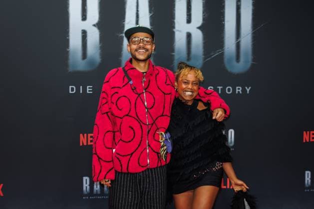 Premiere - BABO - Die Haftbefehl Story - Yallah San und Tsellot Meleese bei der Premiere desr Netflix Doku BABO - Die Haftbefehl Story im Astor Film Lounge am 22.10.2025 in Berlin. Copyright: xEventpressxKochanx