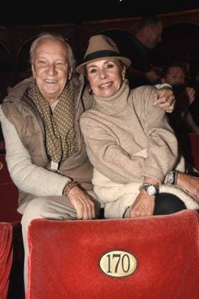 Guenter Sommer Petra Drechsler Schauspielerin Muenchen 2410.2025 Werksviertel Muenchen Circus Roncalli Premiere-Art ist Art Foto Muenchen