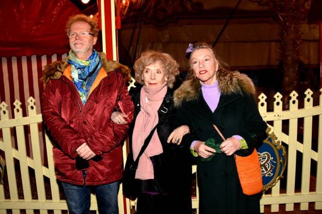 Andreas Neubauer Sohn Ilse Neubauer Schauspielerin Veronika von Quast Schauspielerin Muenchen 2410.2025 Werksviertel Muenchen Circus Roncalli Premiere-Art ist Art Foto Muenchen