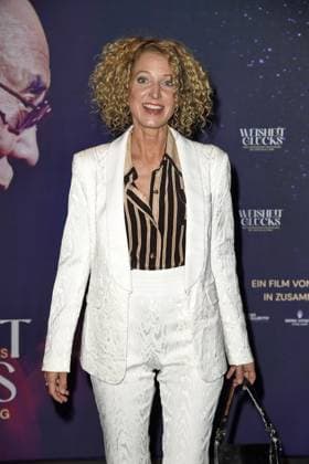 Aline von Drateln bei einer Sondervorstellung des Films WEISHEIT DES GLÜCKS, dessen Executive Producer er ist im Kino in der Kulturbrauerei in Berlin am 24.10.2025
