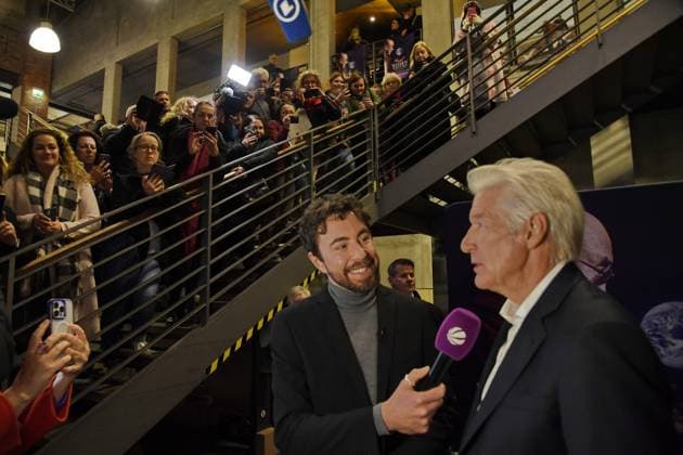 Richard Gere bei einer Sondervorstellung des Films WEISHEIT DES GLÜCKS, dessen Executive Producer er ist im Kino in der Kulturbrauerei in Berlin am 24.10.2025