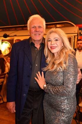 Julia Kent und ihr Ehemann Jakob Rothmeier bei der Roncalli ARTistART Premiere im Werksviertel am Ostbahnhof am 24.10.2025 in Muenchen Circus Roncalli ARTistART Premiere in Muenchen