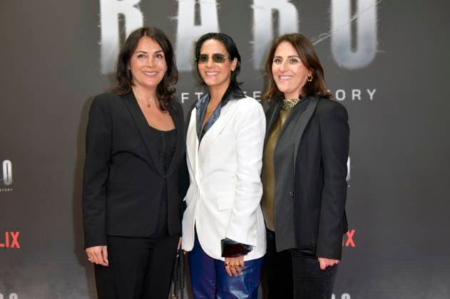 Düzen Tekkal mit ihren Schwestern Tülin Tekkal und Tuna Tekkal beim Special Screening des Netflix Dokumentarfilms Babo - Die Haftbefehl-Story in der Astor Film Lounge. Berlin, 24.10.2025