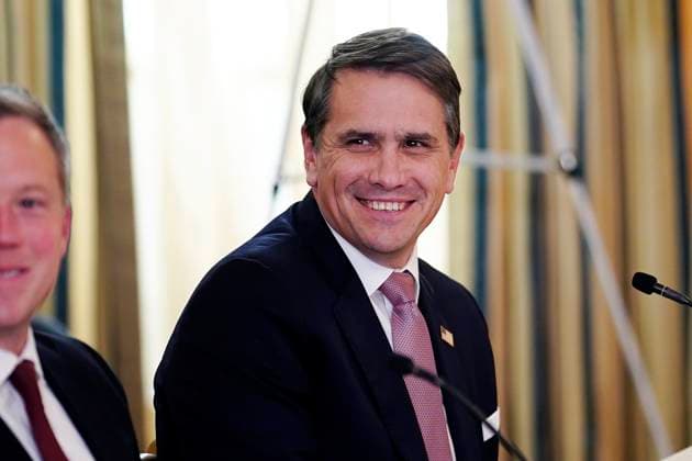 October 23, 2025, Washington, District Of Columbia, USA: United States Deputy Attorney General Todd Blanche during a roundtable with the Homeland Security Task Force in the State Dining Room of the White House in Washington, DC, USA, 23 October 2025 Washington USA - ZUMAs152 20251023_faa_s152_052 Copyright: xWillxOliverx-xPoolxviaxCNPx