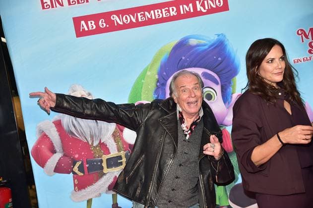 MISSION SANTA, ein ELf rettet Weihnachten Wolfgang Fierek, Bettina Zimmermann Ankuft, roter Teppich zur Premiere des Animationsfilmes fuer Kinder - MISSION SANTA, ein ELf rettet Weihnachten -in Berlin am 25.10.2025