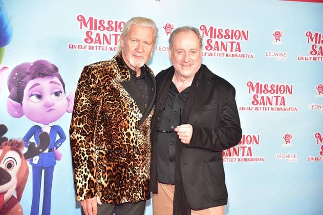 MISSION SANTA, ein ELf rettet Weihnachten Jonny logan,Singer, Harold Faltermeyer, Producer, Musiker Ankuft, roter Teppich zur Premiere des Animationsfilmes fuer Kinder - MISSION SANTA, ein ELf rettet Weihnachten -in Berlin am 25.10.2025
