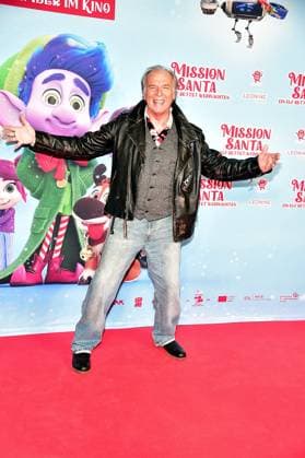MISSION SANTA, ein ELf rettet Weihnachten Wolfgang Fierek Ankuft, roter Teppich zur Premiere des Animationsfilmes fuer Kinder - MISSION SANTA, ein ELf rettet Weihnachten -in Berlin am 25.10.2025