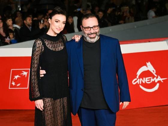 Rome: Rome Cinema Fest 2025, evening 11 - Red Carpet for the film The Third Time. Pictured are Sara Baccarini, Massimiliano Bruno, her partner, and her boyfriend. Rome  - ZUMAp169 20251025_zea_p169_923 Copyright: xMaurizioxD Avanzox