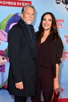 Kai Wiesinger und Bettina Zimmermann bei der Premiere des Kinofilms Mission Santa - Ein Elf rettet Weihnachten im Kino in der KulturBrauerei. Berlin, 25.10.2025