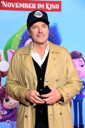 Bruno Eyron bei der Premiere des Kinofilms Mission Santa - Ein Elf rettet Weihnachten im Kino in der KulturBrauerei. Berlin, 25.10.2025