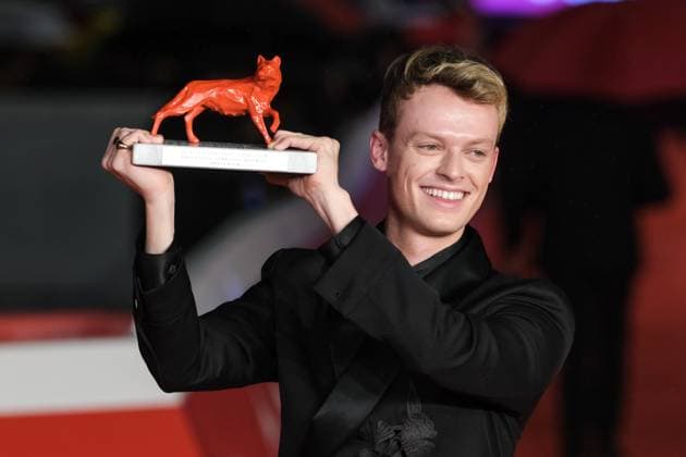 Closing Ceremony red carpet during the 20th Rome Film Fest in Italy. 25 October 2025 Anson Boon with Vittorio Gassman Award for best actor attends the Closing Ceremony red carpet during the 20th Rome Film Festival at Auditorium Parco Della Musica in Rome. 25 October 2025, Credit:Davide Di Lalla - Unicode Images Avalon Italy, Rome, Auditorium Parco della Musica  Copyright: xDavidexDixLallax-xUnicodexImagesx xAvalonx 1048264977