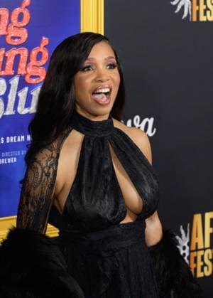 Song Sung Blue Premiere - Los Angeles, USA LOS ANGELES, USA. October 26, 2025: Elise Neal at the AFI FEST premiere for Song Sung Blue at the TCL Chinese Theatre. Los Angeles CA USA  Copyright: xPaulxSmith Featureflashx