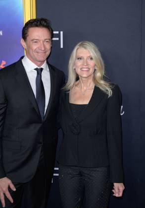 AFI Fest 2025 special screening of Song Sung Blue LOS ANGELES, USA October 26, 2025 Hugh Jackman Katie Diamond at the AFI FEST premiere for Song Sung Blue at the TCL Chinese Theatre Picture Paul Smith Featureflash 450065 2025 10 26 CA Los Angeles  Copyright: xPaulxSmithx xFeaturesxFlashx xStarfacex STAR_450065_100