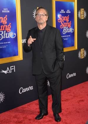 AFI Fest 2025 special screening of Song Sung Blue LOS ANGELES, USA October 26, 2025 Jim Belushi at the AFI FEST premiere for Song Sung Blue at the TCL Chinese Theatre Picture Paul Smith Featureflash 450065 2025 10 26 CA Los Angeles  Copyright: xPaulxSmithx xFeaturesxFlashx xStarfacex STAR_450065_118