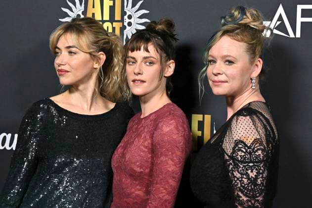 Imogen Poots, Kristen Stewart und Thora Birch bei der Premiere des Kinofilms The Chronology of Water auf dem 39. AFI Fest 2025 im TCL Chinese 6 Theatre. Los Angeles, 26.10.2025