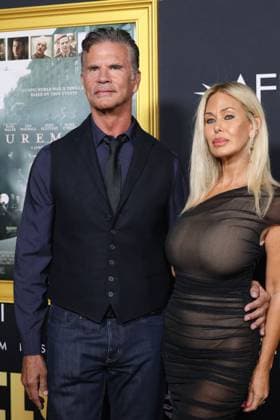 USA - 2025 AFI FEST - Nuremberg Premiere - Los Angeles LOS ANGELES - OCT 24: Lorenzo Lamas, Shauna Sand at the 2025 AFI FEST - Nuremberg Premiere at the TCL Chinese Theater IMAX on October 24, 2025 in Los Angeles, CA Los Angeles CA USA  Copyright: xHPAx xHutchinsxPhotox