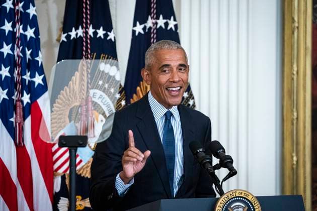 Obama Portrait Unveiling at the White House September 7, 2022, Washington, District of Columbia, USA: Former United States President Barack Obama speaks during a ceremony for the unveiling of his official White House portrait in Washington, D.C., US, on Wednesday, Sept. 7, 2022. The portraits of Barack Obama and Michelle Obama, acquired and commissioned by the White House Historical Association, were painted by Robert McCurdy and Sharon Sprung, respectively Copyright: xAlxDrago Poolx