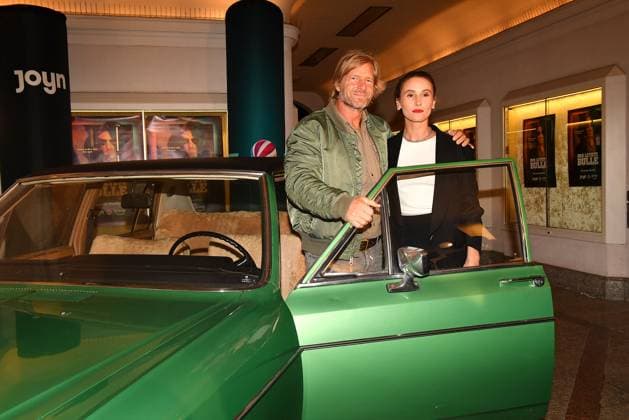 Henning Baum und Peri Baumeister bei der Premiere zur 6. Staffel von Der letzte Bulle am 27.10.2025 im Gloria Palast in Muenchen. Nach der letzten Folge im Jahr 2014 wird die Serie ab 31.10.2025 mit neuen Folgen bei Amazon Prime und ab 24.11.2025 bei Sat.1 & Joyn fortgesetzt. Premiere in Muenchen - Der letzte Bulle (Amazon Prime & SAT.1) kehrt auf die Serienbuehne zurueck