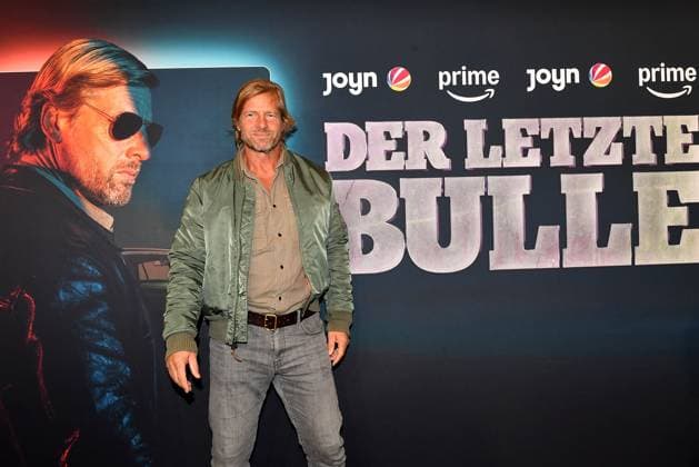 Henning Baum bei der Premiere zur 6. Staffel von Der letzte Bulle am 27.10.2025 im Gloria Palast in Muenchen. Nach der letzten Folge im Jahr 2014 wird die Serie ab 31.10.2025 mit neuen Folgen bei Amazon Prime und ab 24.11.2025 bei Sat.1 & Joyn fortgesetzt. Premiere in Muenchen - Der letzte Bulle (Amazon Prime & SAT.1) kehrt auf die Serienbuehne zurueck