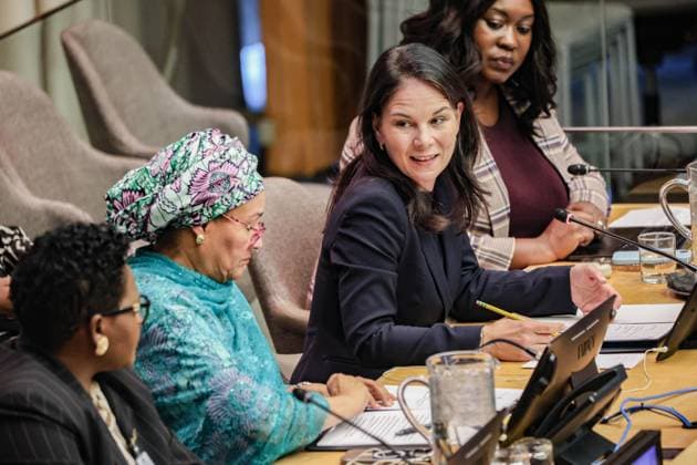 October 27, 2025, New York, New York, USA: ANNALENA BAERBOCK, President of the General Assembly, speaks at the 25th Anniversary of Security Council Resolution on Women, Peace and Security, Ã¢â‚¬oeThe Power of WPS: Advancing Inclusive Decision-Making in Peace and Security,Ã¢â‚¬Â organized by Namibia and linked to the Pact for the Future co-led with Germany. Beside her in blue is the UN Deputy Secretary General, AMINA MOHAMMED. New York USA - ZUMAo116 20251027_znp_o116_024 Copyright: xBiancaxOterox