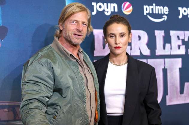Henning Baum und Peri Baumeister bei der Premiere der Prime Video SAT.1-Serie Der letze Bulle im Gloria Palast. München, 27.10.2025