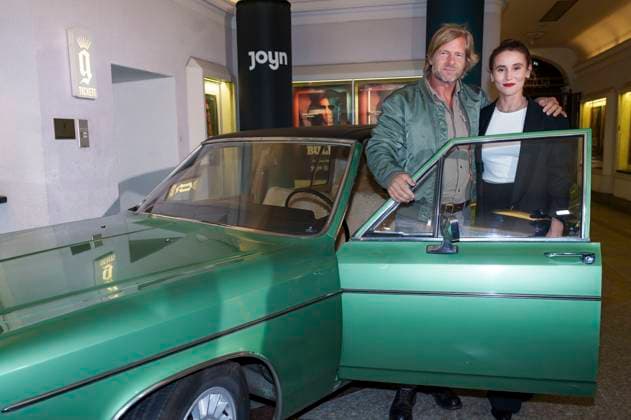Henning Baum und Peri Baumeister bei der Premiere der Prime Video SAT.1-Serie Der letze Bulle im Gloria Palast. München, 27.10.2025