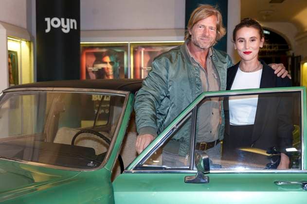 Henning Baum und Peri Baumeister bei der Premiere der Prime Video SAT.1-Serie Der letze Bulle im Gloria Palast. München, 27.10.2025