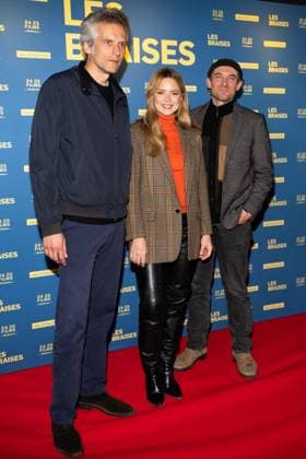 Les Braises Premiere Thomas Kruithof, Virginie Efira and Arieh Worthalter attending the Les Braises Premiere at the UGC Cine Cite Bercy in Paris, France on October 28, 2025. Photo by Aurore Marechal ABACAPRESS.COM Paris France  Copyright: xMarechalxAurore ABACAx