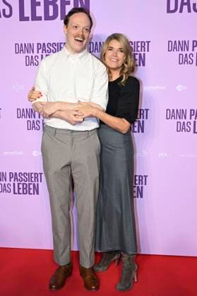 Lukas Rüppel und Anke Engelke bei der Premiere des Kinofilms Dann passiert das Leben im Rio Filmpalast. München, 28.10.2025
