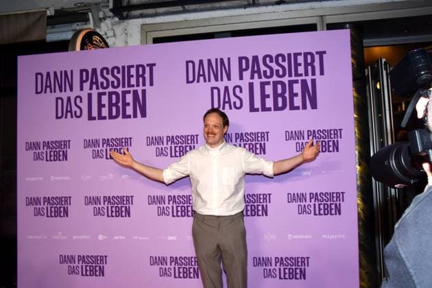 Lukas Rueppel Schauspieler Muenchen 28.10.2025 Rio Filmpalast Premiere Dann passiert das Leben Foto Muenchen