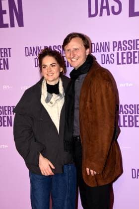 Antonia Valladares Schauspielerin Michael Kranz Schauspieler Regisseur Muenchen 28.10.2025 Rio Filmpalast Premiere Dann passiert das Leben Foto Muenchen