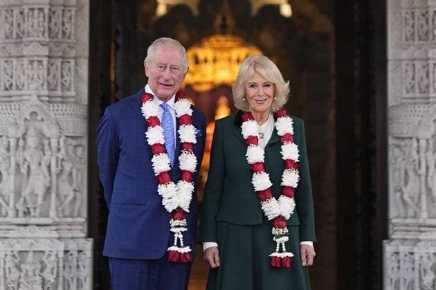 . 29 10 2025. London, United Kingdom. King Charles III and Queen Camilla during a visit at the Neasden Temple in London.  xPoolx xi-Imagesx IIM-26339-0003