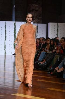 October 29, 2025, Madrid, Spain: A model showcases creations by Maria Diezma during the Atelier Couture bridal catwalk within Madrid Fashion Week at Fabrica de Tapices. Madrid Spain - ZUMAs197 20251029_aaa_s197_303 Copyright: xAtilanoxGarciax