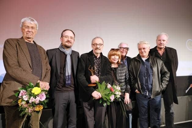29.10.2025, Die Preisträger der vergangenen Jahre Gerhard Polt, Josef Hader, Ursula Monn, Peter Timm, Henry Hübchen, Leander Haussmann zur Preisverleihung des Ernst-Lubitsch-Preis 2025, Kino Babylon, Rosa Luxemburg Platz, Berlin, Berlin
