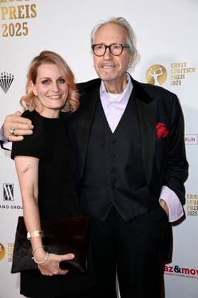 Reiner Schöne mit Ehefrau Anja Drendel bei der 67. Verleihung vom Ernst-Lubitsch-Preis 2025 im Kino Babylon. Berlin, 29.10.2025